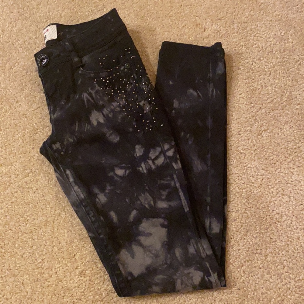 Wallflower Skinny Jeans